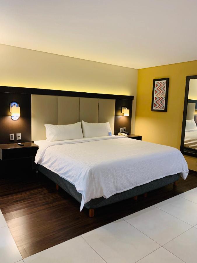 Holiday Inn Express - Mexico Basilica By Ihg Ngoại thất bức ảnh