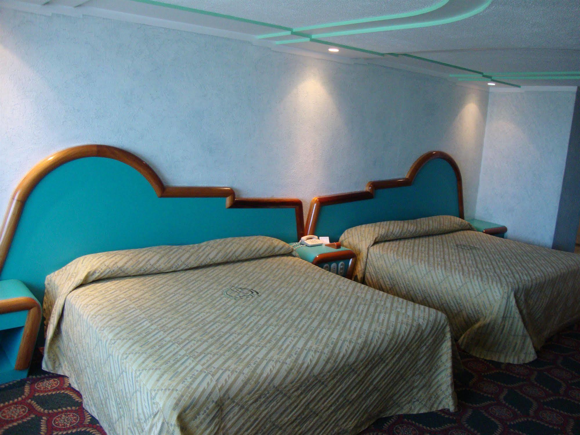 Holiday Inn Express - Mexico Basilica By Ihg Ngoại thất bức ảnh