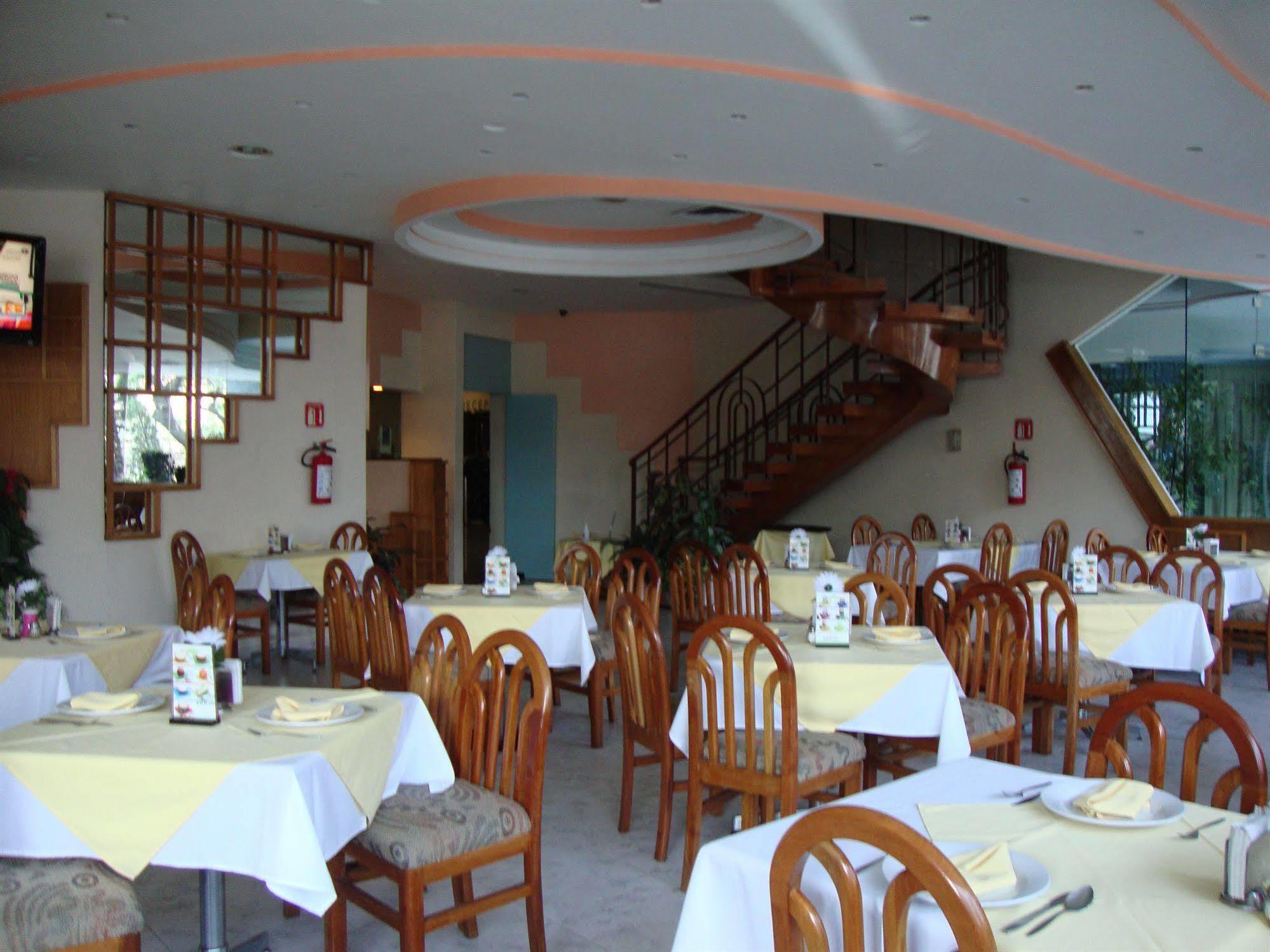 Holiday Inn Express - Mexico Basilica By Ihg Ngoại thất bức ảnh